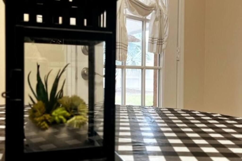 House Close To Downtown, Airport, Raymond James Stadium, And Many More Places Tampa Exterior foto